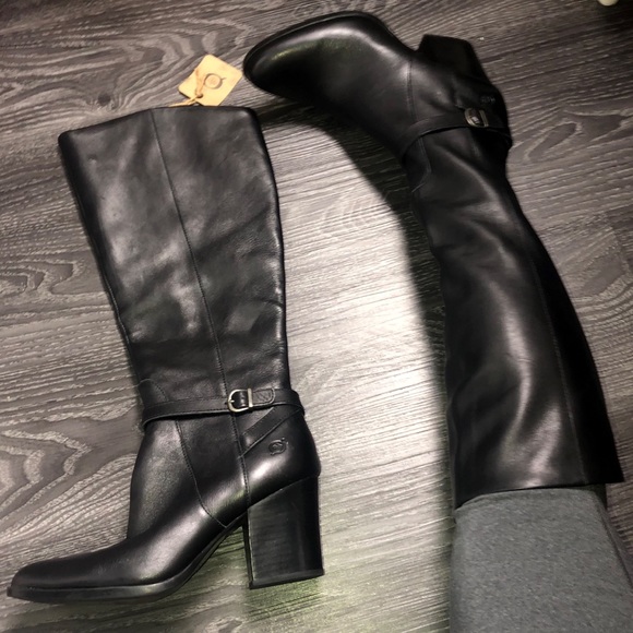 Born Black Leather Tall Riding Boots Buckles NWOB - Picture 10 of 13